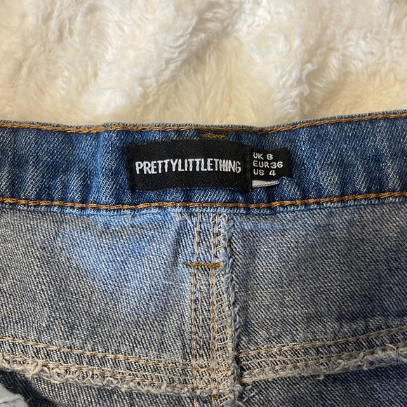 PrettyLittleThing Jean Shorts - Picture 3 of 3